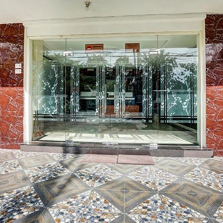 Capital O 91050 Grand Balqis Akasia Syariah Surabaya Exterior foto